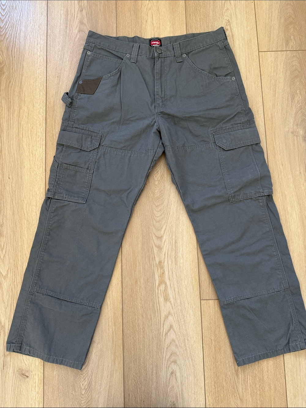 Wrangler Workwear Men's Dark Gray Cargo Pants with Utility Pockets